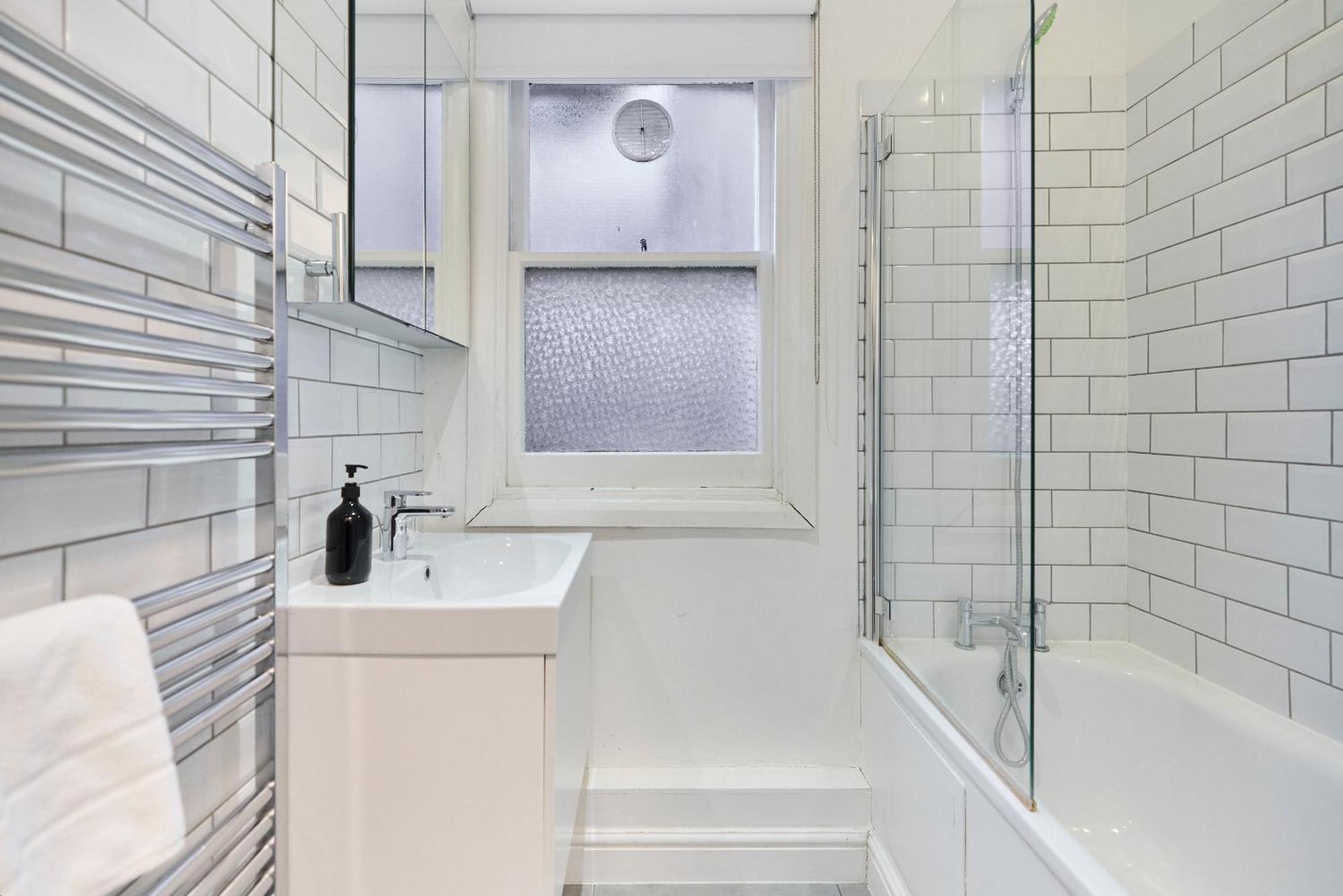 The Fulham Secret - Classy 5bdr Apartament *
